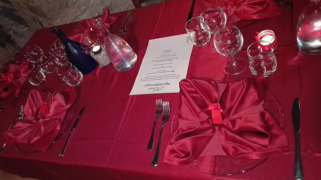 הוילה פייטרלצ'ינה Agriturismo La Vecchia Cascina Di Paolo & Belinda מראה חיצוני תמונה
